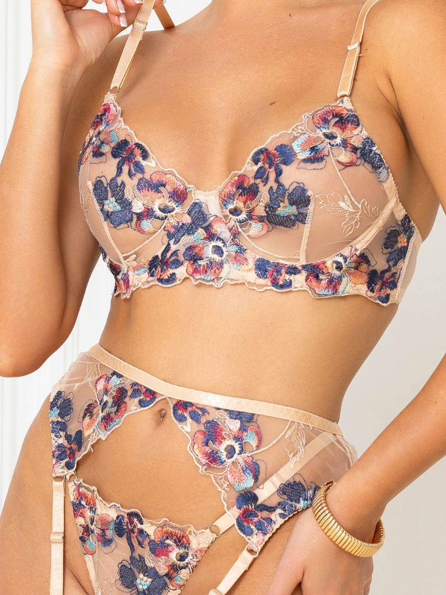 Scarlet Lingerie Set