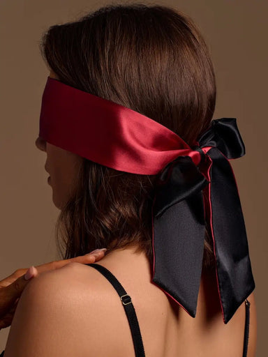 Luna Silk Blindfold product image 2